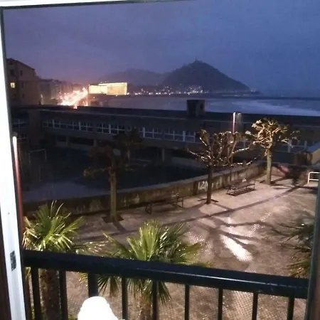 公寓 Playa Zurriola Vistas Al Mar 圣塞瓦斯蒂安